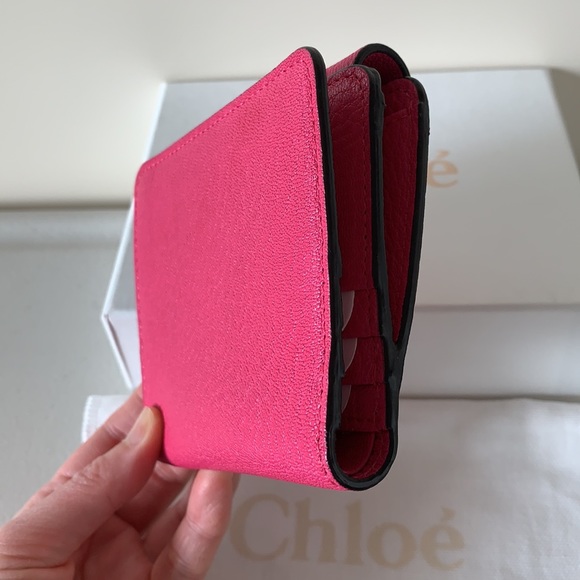 👏SOLD on IG👏Chloe Bifold Wallet - Picture 11 of 11